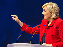 Ле Пен намерена провести референдум о выходе Франции из ЕС в 2018 году