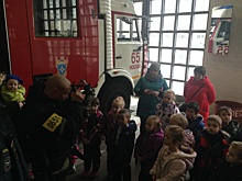 Школьники из Митина побывали на экскурсии в пожарно-спасательной части №65