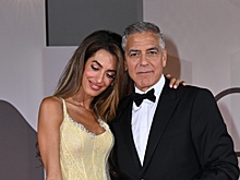 Джордж и Амаль Клуни стали самой стильной парой Венецианского кинофестиваля