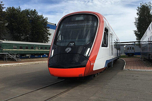 Москвичи пересаживаются на общественный транспорт. Почему?