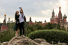 Уличное кино, концерт в соборе и ужин «в небесах»: лучшие развлечения Москвы в выходные
