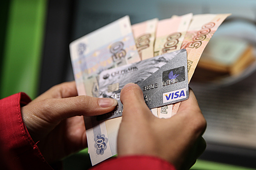 Банкиры заявили о неполном переводе процессинга Visa в НСПК