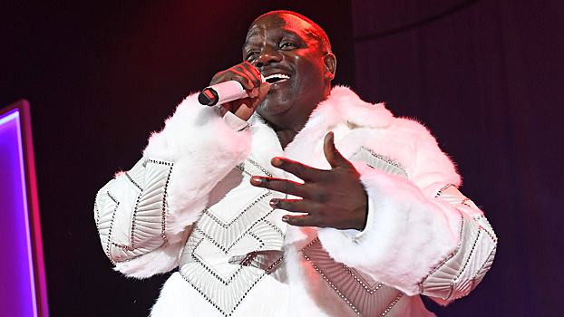 Концерт Akon и бесплатные кинопоказы: куда пойти 9–10 августа в Москве