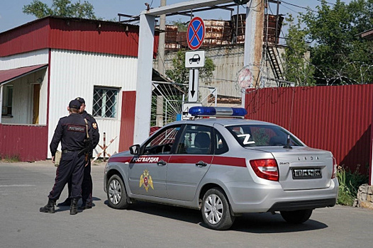 Прятался в коробке: в Самарской области задержали мужчину, ночью проникшего в магазин