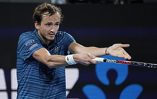 Сафин прокомментировал поведение Медведева, ударившего судейскую вышку в матче ATP Cup