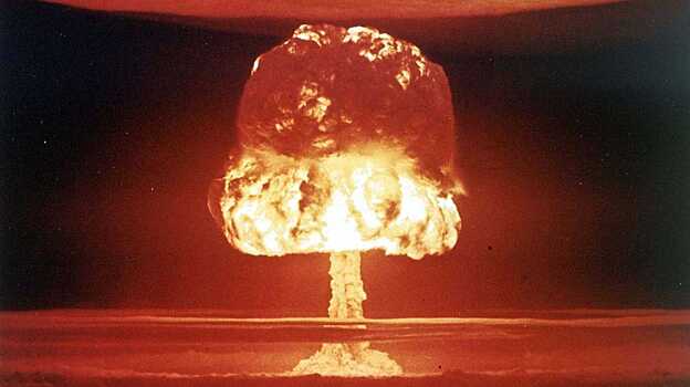 В Сети появилось видео секретных испытаний США ядерного оружия