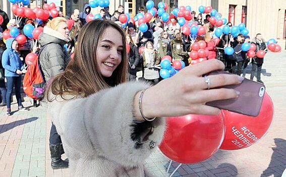 Флешмоб в поддержку #селфичеллендж2018 стартовал в Новосибирске