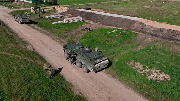 Российские десантники на учениях ОДКБ блокировали район размещения «боевиков»