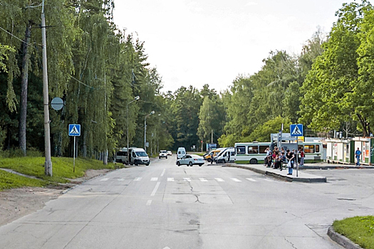 Около конечной остановки в Академгородке запретили ставить машины