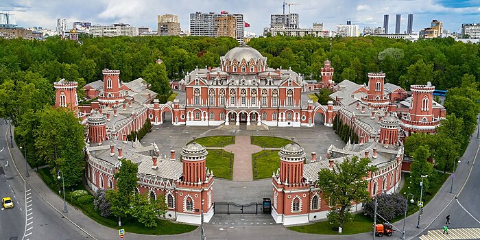 Москвичам рассказали об онегинских местах в столице