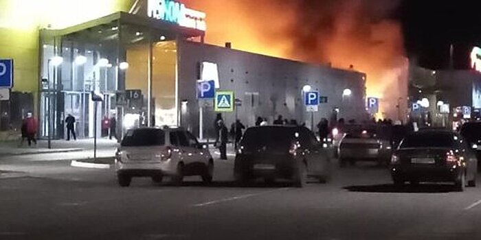 Пожар в торговом центре в Рязани ликвидирован