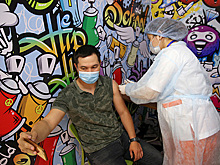 В Казахстане введут обязательную вакцинацию от коронавируса