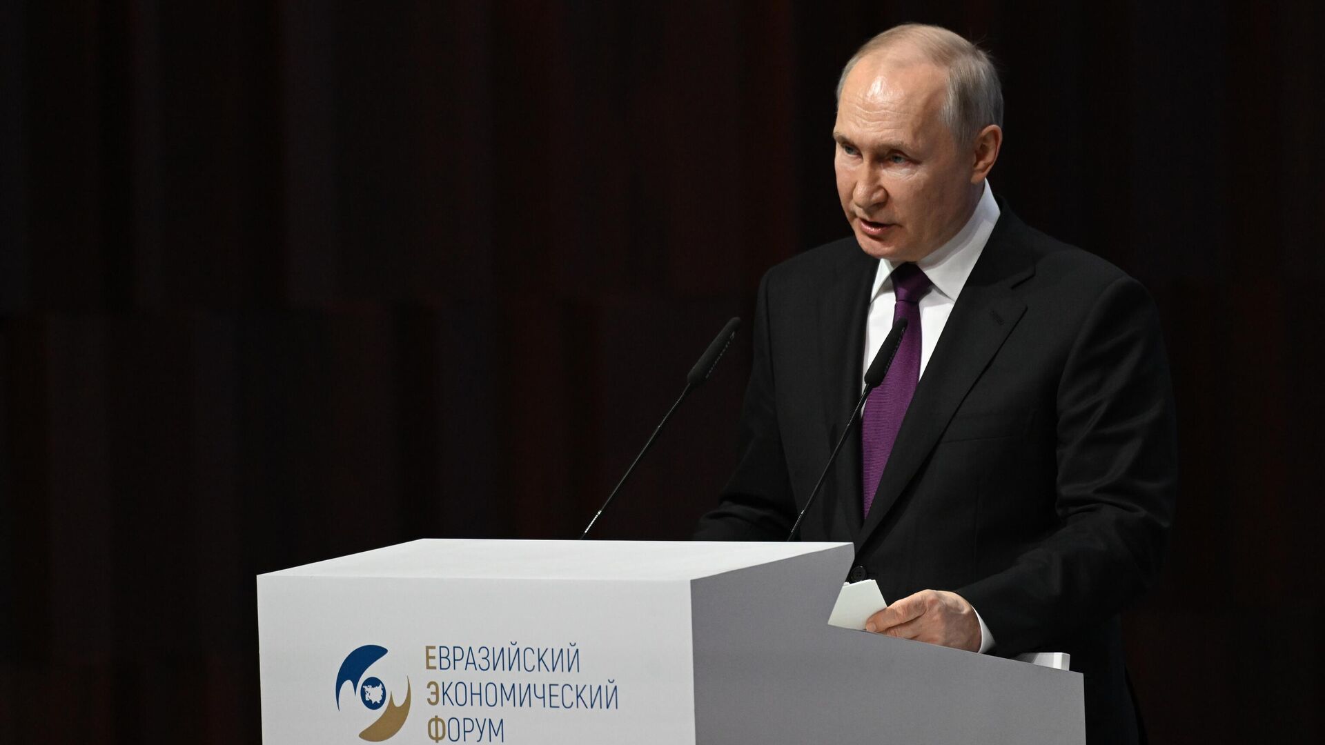 Путин назвал ошибку стран, выступающих за однополярность