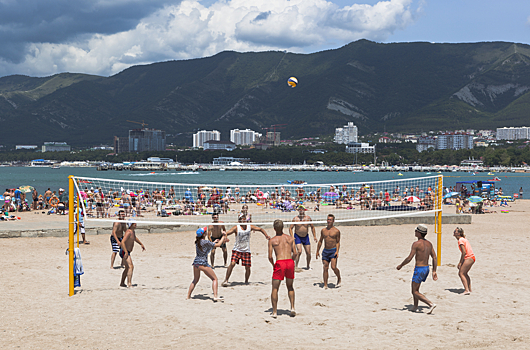 Туристы пожаловались на пляжи и отели Краснодарского края