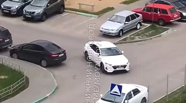 Полицейские устроили погоню за пьяным водителем в ЖК «Бурнаковский»