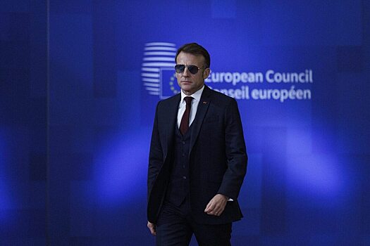 Вшитая в костюм сила: лидеры стран заговорили с миром через свой гардероб