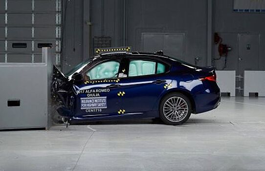 Alfa Romeo Giulia не может пожаловаться на безопасность