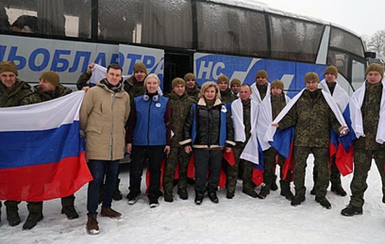 Из украинского плена вернулись 157 военнослужащих и трое мирных жителей