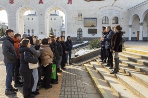 В Республике Крым «Студенческий десант» высадился на железнодорожном вокзале Симферополя