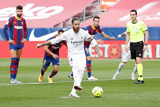 VAR-ассистент советовал не назначать пенальти в матче "Барселона" — "Реал"