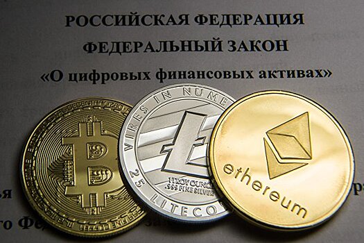 Стоимость биткоина слабо растет,