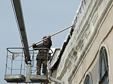 В Саратове пенсионерку осудили за неубранный от снега и льда балкон