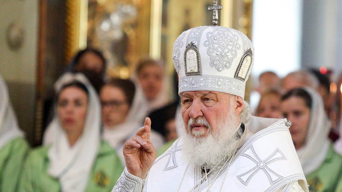 «Уважение»: патриарх Кирилл назвал условиями присутствия мигрантов в России