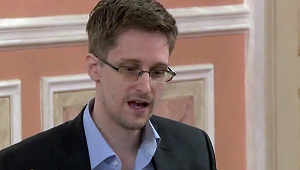 Песков прояснил позицию РФ по экстрадиции Сноудена