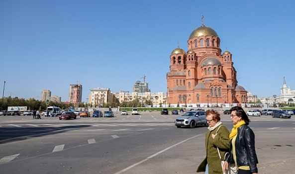 Полиция поймала волгоградца, дрифтовавшего 1 мая у собора Александра Невского