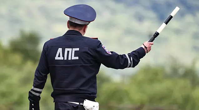 В Красноярске 22 водителей привлекли к ответственности за нарушение правил регистрации автомобилей