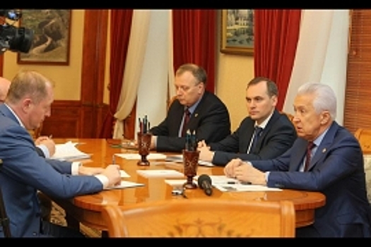 Глава Дагестана Васильев встретился с новым гендиректором МРСК СК