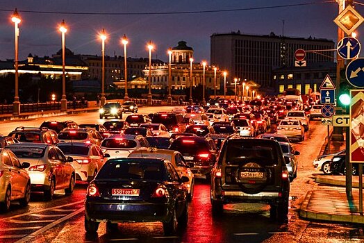 Депутат МГД Бускин: Количество вредных выбросов от транспорта в Москве сократилось более чем на 60%