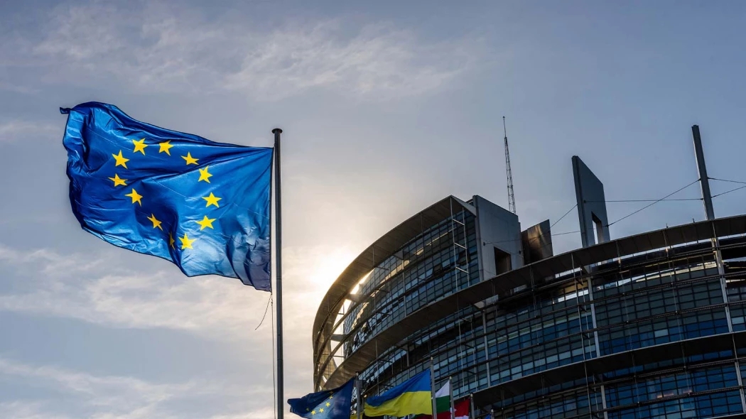 ЕС согласовал кредит для Украины в 35 млрд за счет замороженных активов России