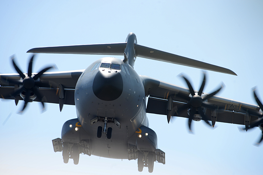 Военно-транспортный самолёт Airbus A400M