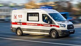 СМИ: Погибли минимум четыре пассажира автобуса, упавшего в реку в Петербурге