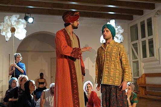 Школа Драматического Искусства погрузила зрителей в атмосферу арабского средневековья