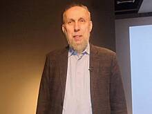 Юбилей главного символа труда