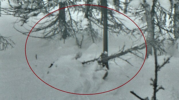 Исследователь нашел на фото 10-го погибшего на перевале Дятлова