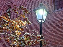 В Тюмени жители одного из новых ЖК пожаловались на отсутствие освещения