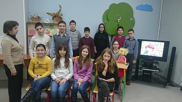 Ясеневские школьники отметили День матери