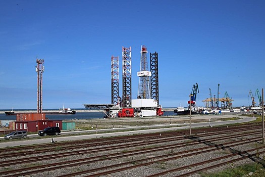 В порту Махачкалы заработал обновленный причал автомобильно-паромной переправы