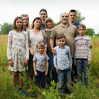 Семья из Текстильщиков получила почетный знак «Родительская слава города Москвы»