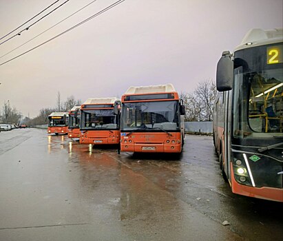 Переход нижегородского транспорта на безналичную оплату отложили