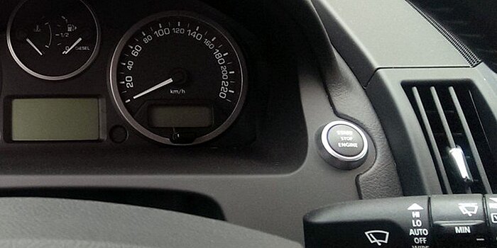 Массовую проверку машин с иностранными номерами проведут в Липецкой области