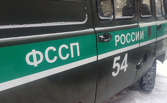 Погоню за машиной должника устроили судебные приставы