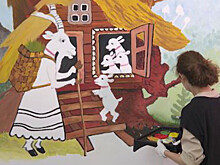 Искусство лечит: художники Русского музея расписали стены детской больницы