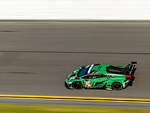 Даниил Квят примет участие в тестах IMSA с Роменом Грожаном