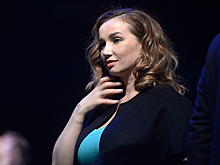 Анфиса Чехова тайно вышла замуж. Первое фото из загса