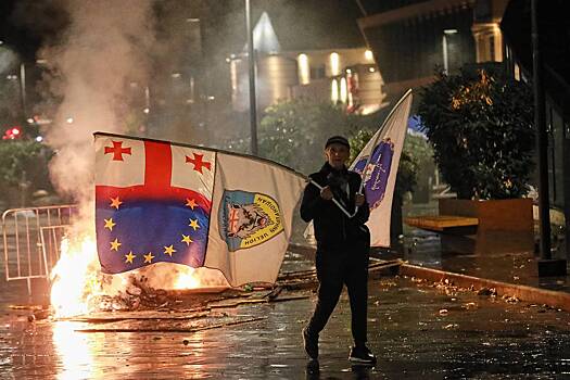 В Грузии возобновились протесты