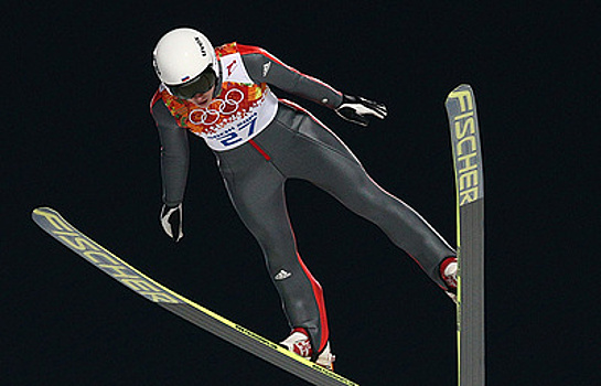 Летающая лыжница Аввакумова стала 4-й на первой тренировке в Пхёнчхане